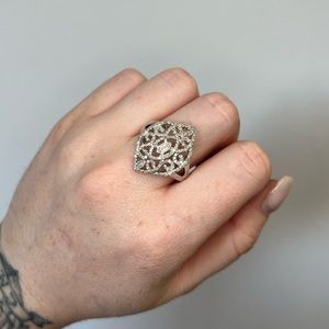 💠 1/4 CT. T.W. Diamond Filigree Vintage-Style Ring in Sterling Silver Size 7 💠